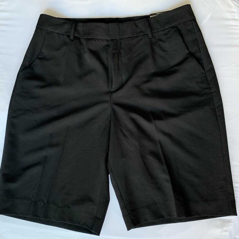 NWT Woman Worthington Black Trouser Shorts Size 14